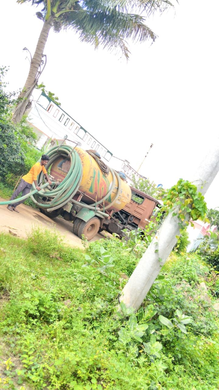 Underground Tank Sludge Evacuation